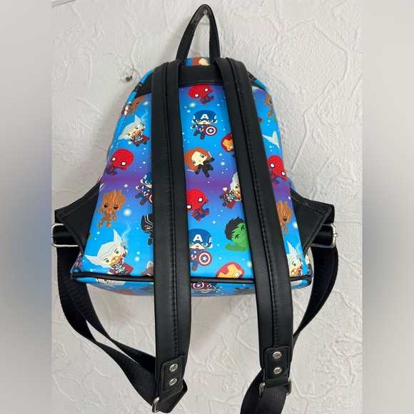 Disney Loungefly Marvel Avengers Mini Backpack - Picture 6 of 9